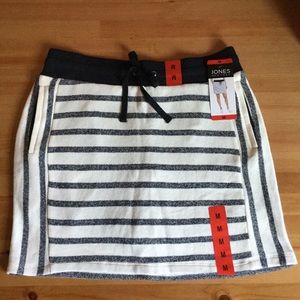 Jones New York Skirt Shorts Size M